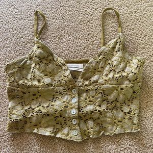 Cropped urban button up top